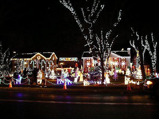 Lighted homes in Saugus