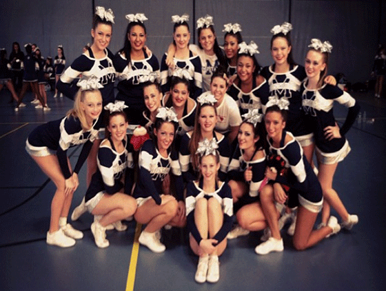 Medford cheerleders GBL champs