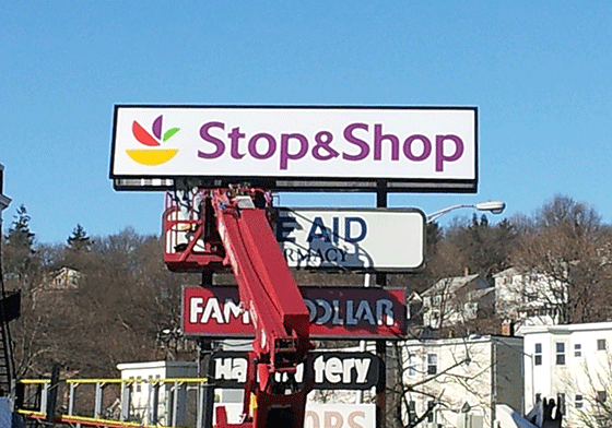 new Stop & Shop sign