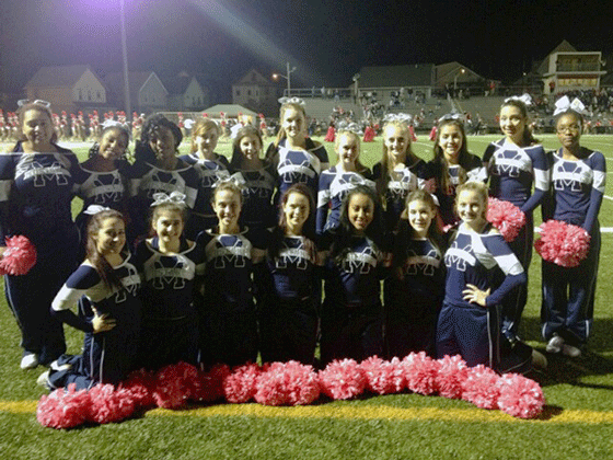 Mustang cheerleaders