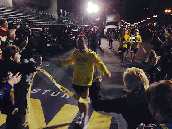 Dave McGillivray finishing marathon