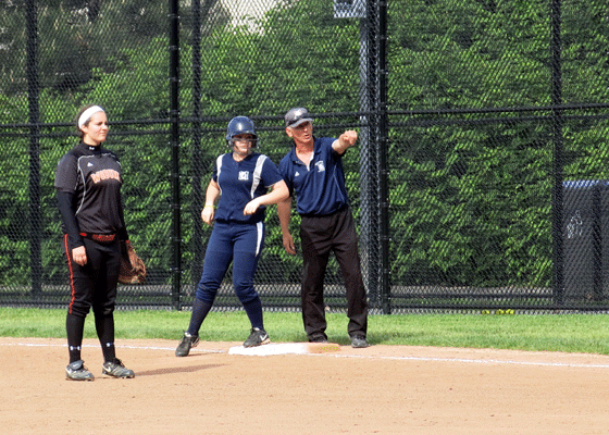 Mustang softball team